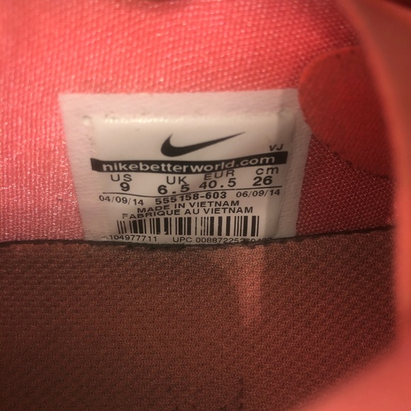 Nike Running Shoes - Picture 4 of 5